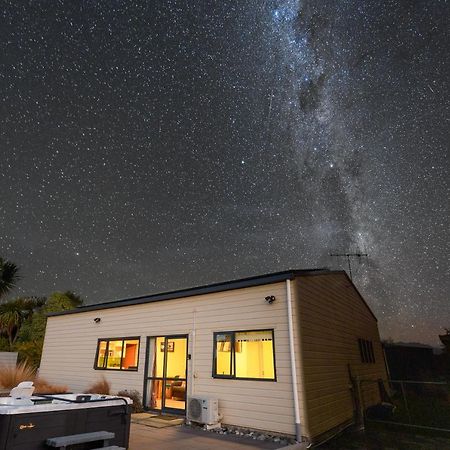 Kepler Mountain View Villa Manapouri Exteriör bild